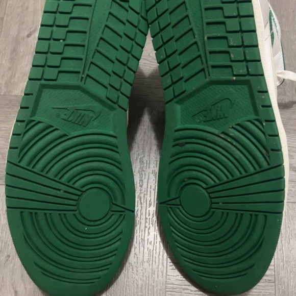 Air Jordan 1 SE Mid Grey Pine Green Size 10 - Picture 6 of 10